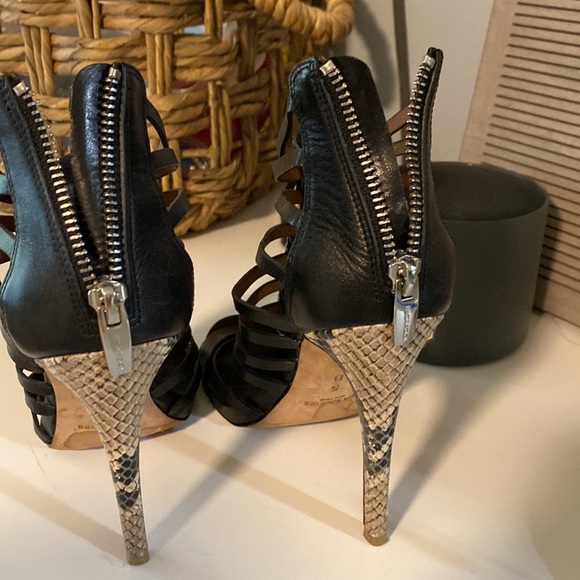 Coach heels. Black with snake skin heel - Picture 2 of 5